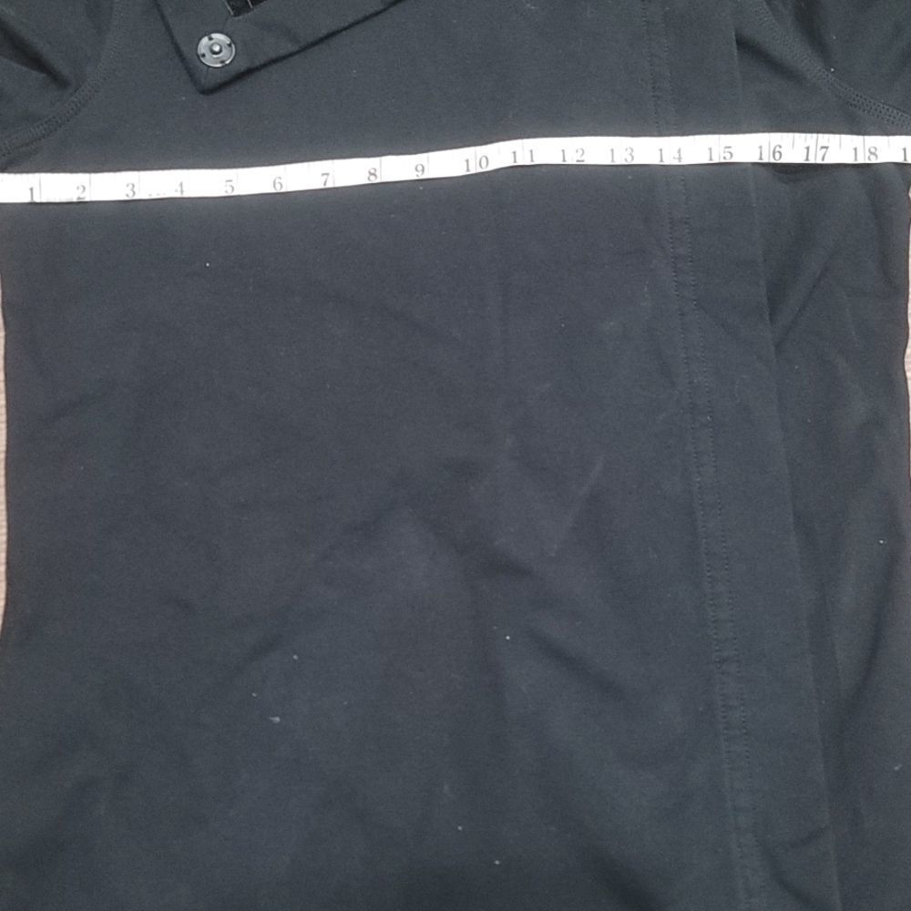 -‎ Lululemon flap jacket size 6. - Picture 6 of 12